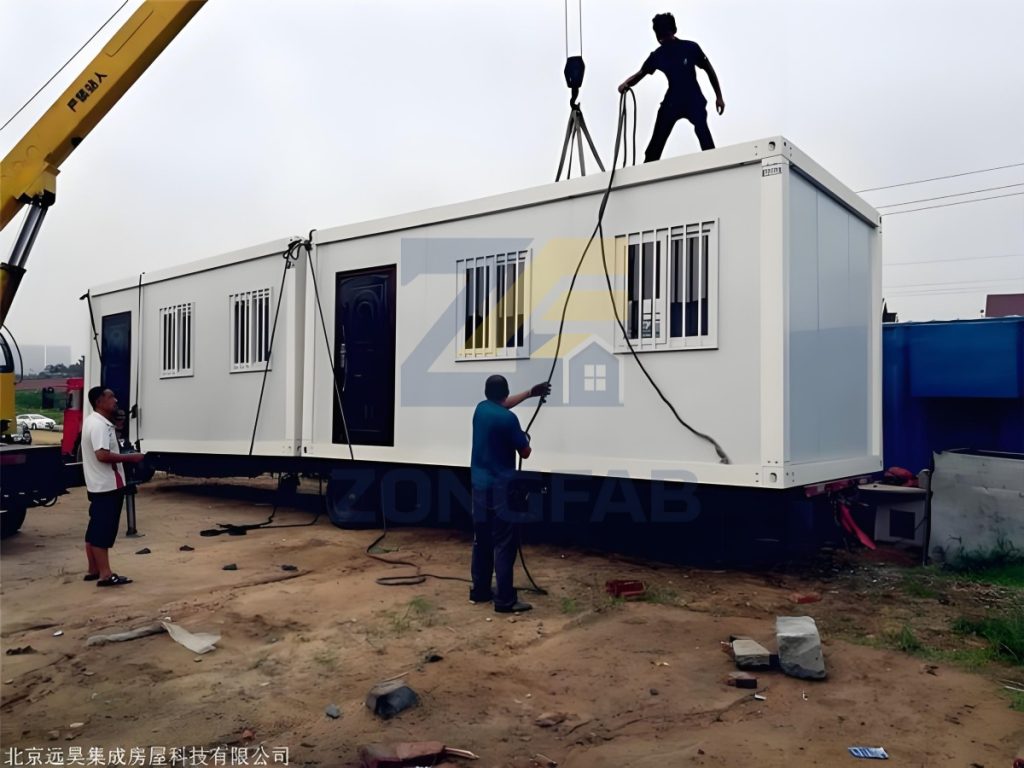What is Detachable Container House? container house transport (1)