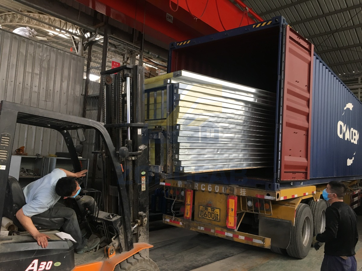 Shipping Detachable Container House 2